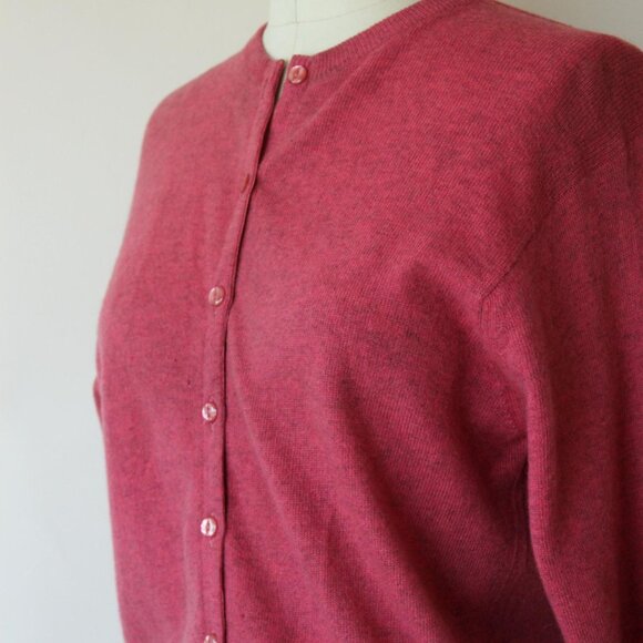 Vintage 1960s Sweater, Pink Cashmere Cardigan by Ballantyne, Size 36, Scotland - Picture 8 of 10